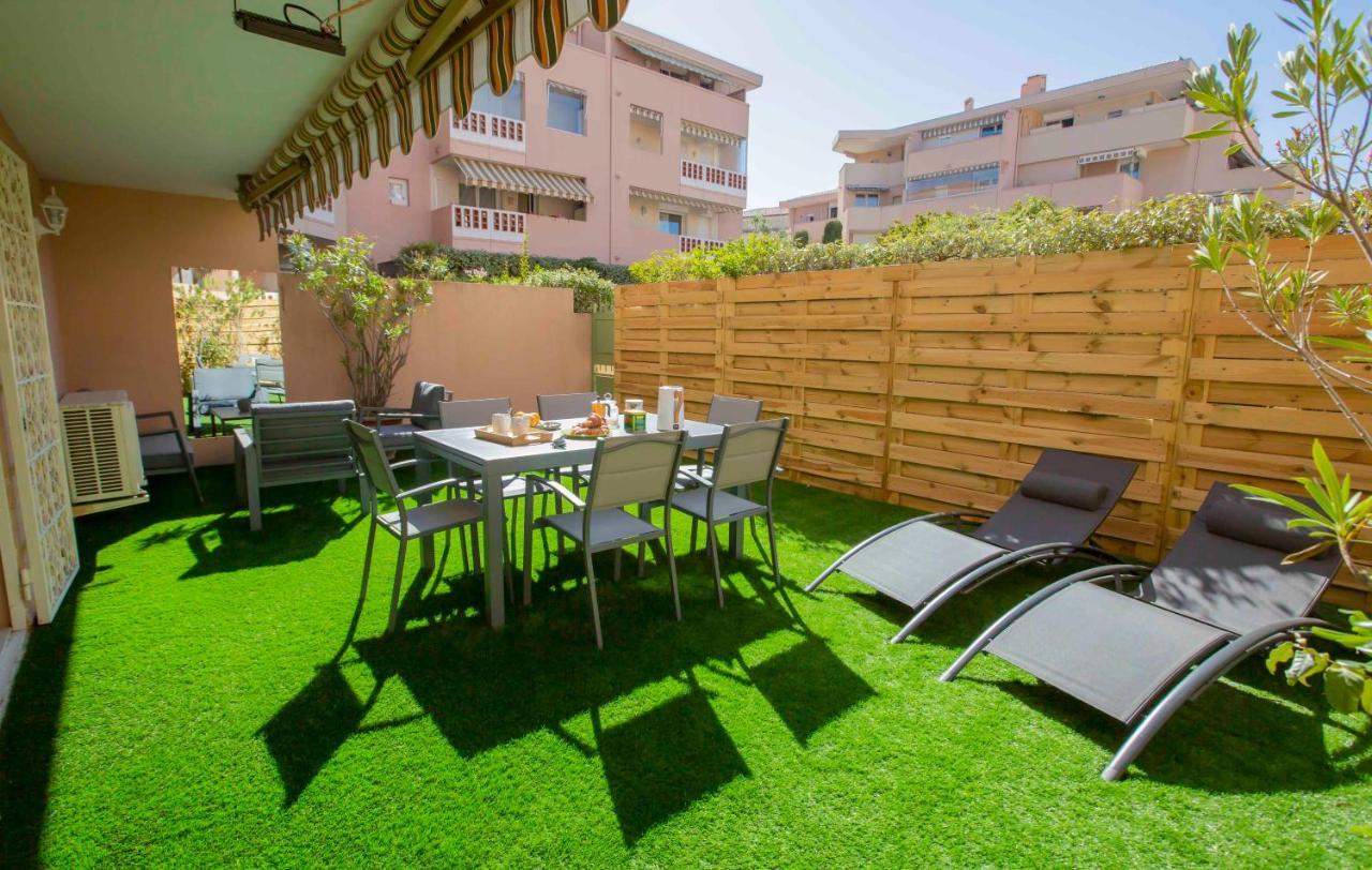 Le Ptit Max Centre Ville - Terrasse Sainte-Maxime Eksteriør bilde